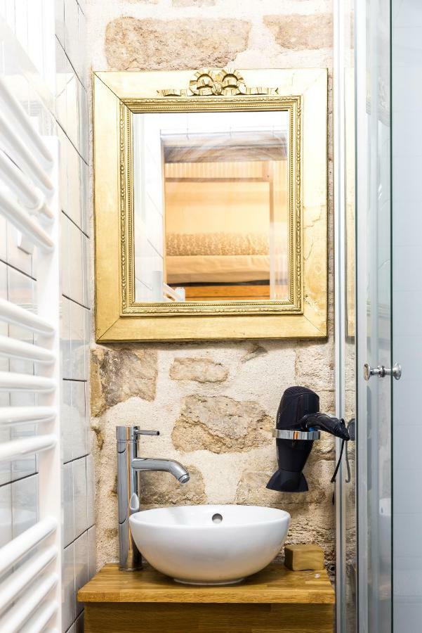 Pretty 25 M2 In A Lively District Apartment ปารีส ภายนอก รูปภาพ